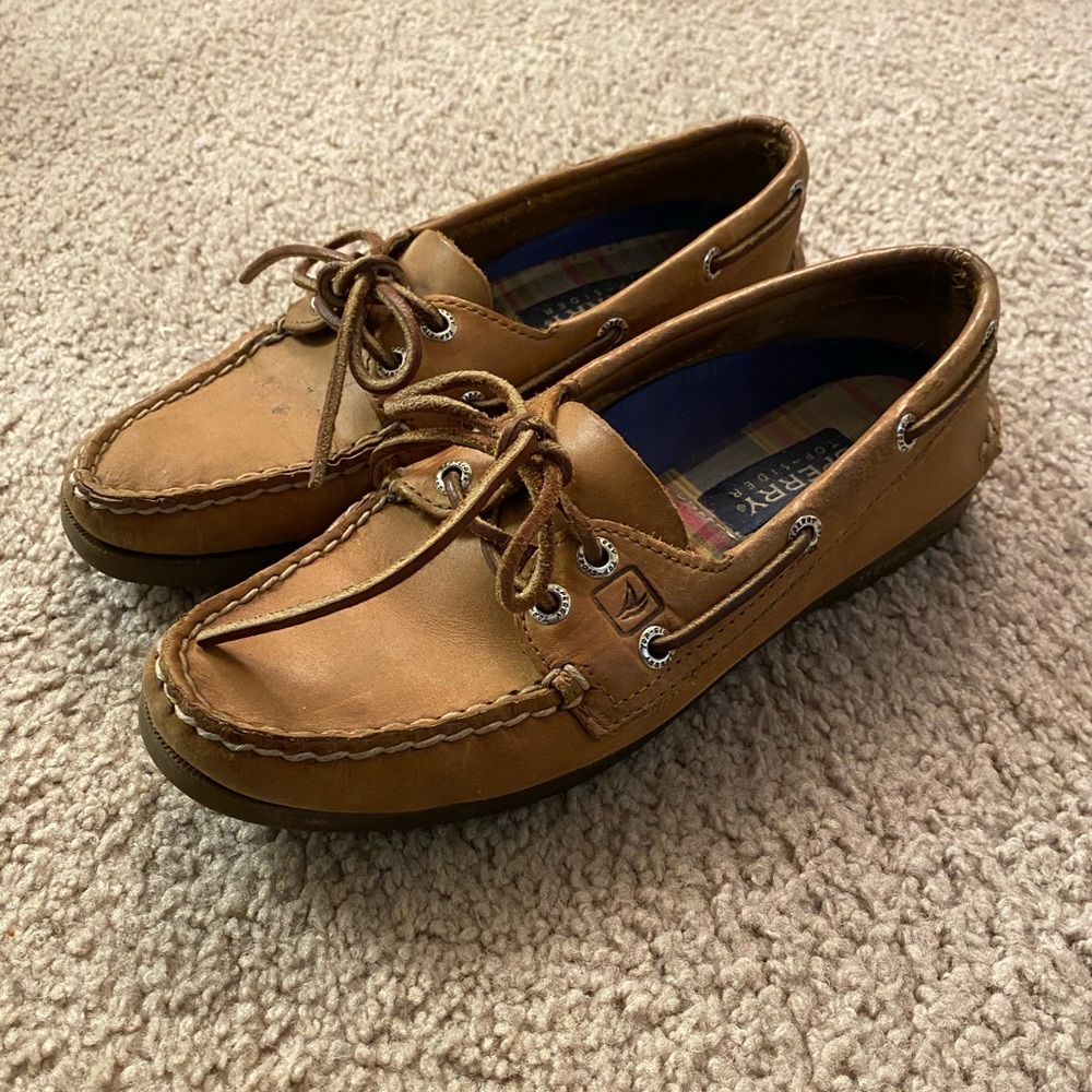 Women’s Leather Sperrys / Boat shoes